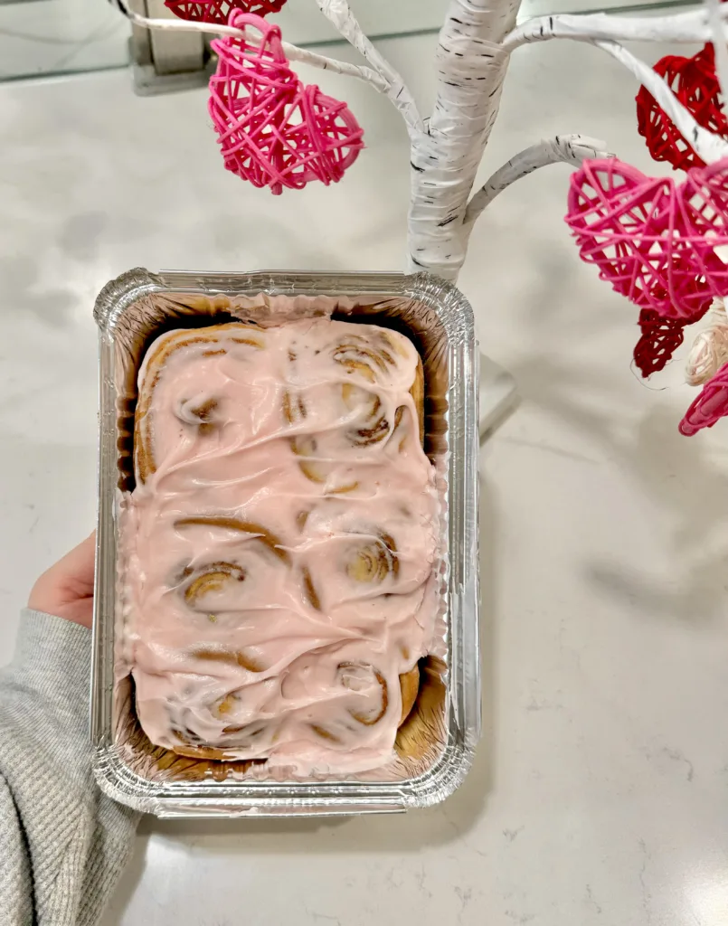 Cinnamon Bun Trays – A Warm and Cozy Valentine’s Treat