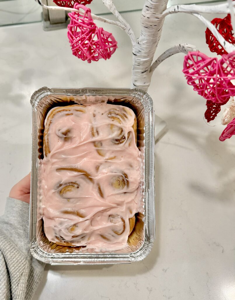 Cinnamon Bun Trays – A Warm and Cozy Valentine’s Treat