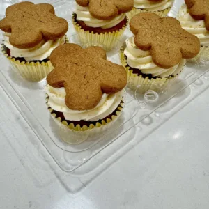 Specialty Cupcakes – Gingerbread (gold)