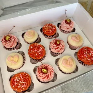 1 Dozen Cupid Cupcakes
