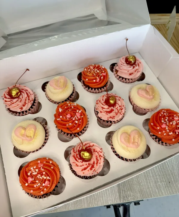1 Dozen Cupid Cupcakes